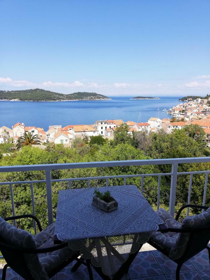 Apartment Pecarevic - A Holiday With A Stunning View Vis Dış mekan fotoğraf